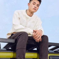 Свитшот KELME Round Neck Sweater Beige - Свитшот KELME Round Neck Sweater Beige